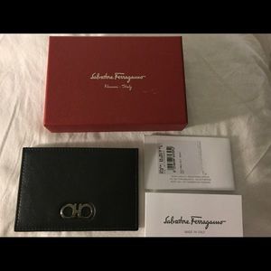 100% Authentic Ferragamo Men’s Black Card Holder